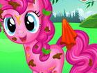 Pinkie Pie Messy Cleaning