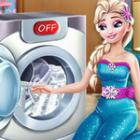Game Elsa Wash Clothes  - over 4000 free online games